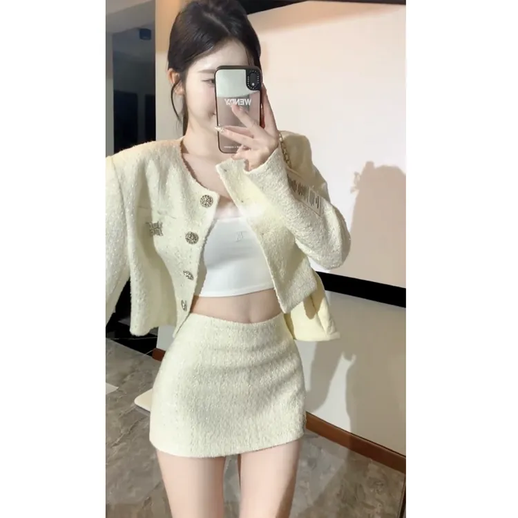 套装女2025秋季新款小香风辣妹短款上衣外套吊带背心高腰包臀短裙