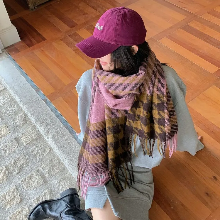 2025围巾女秋冬季显白韩版千鸟格流苏保暖披肩氛围感情侣学生围脖