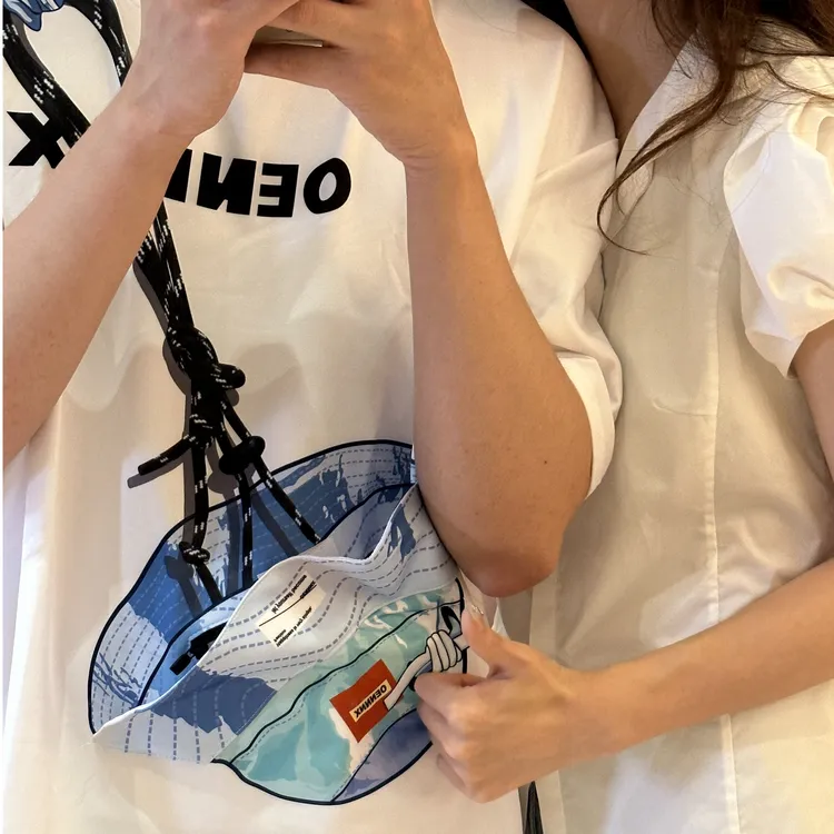 【漫游】夏季新款潮牌趣味帽子拉链口袋多巴胺穿搭拼接印花休闲太空