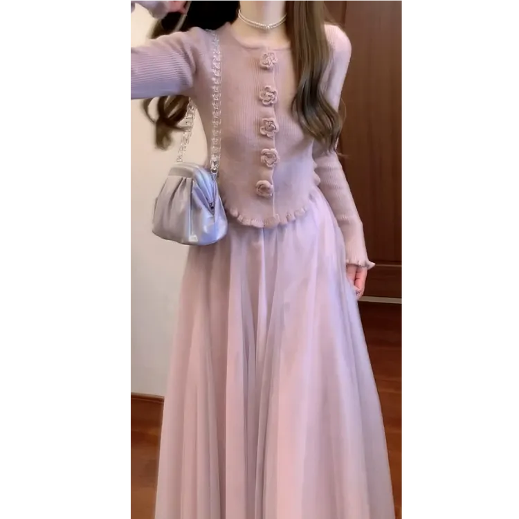立体花朵针织衫上衣搭配网纱半身裙秋冬款法式洋气仙女两件套