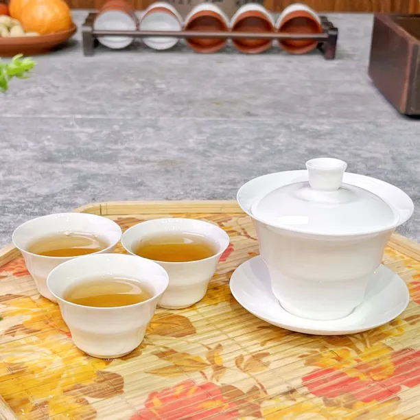 紫砂茶具潮州功夫茶碗品茗杯白瓷白盖碗超轻薄胎清脆三才家用骨瓷