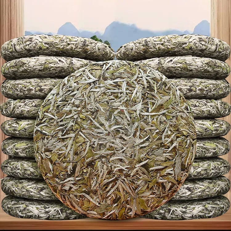白茶白毫银针茶饼 2021年春茶明前福建高山毫香福鼎大白茶树300克