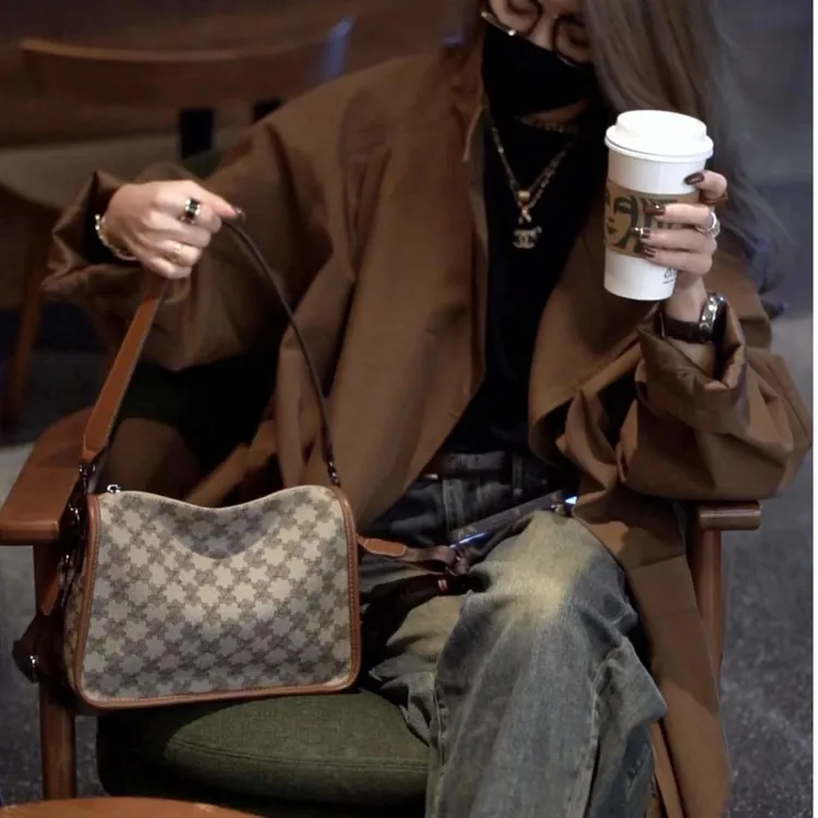 醉牛2025年春夏正品经典时尚新爆款高端百搭轻奢单肩斜挎女士包包