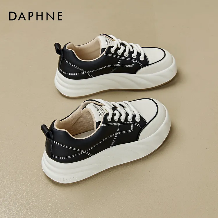 达芙妮厚底板鞋女款女生新款夏季松糕底小白鞋休闲运动舒适面包鞋