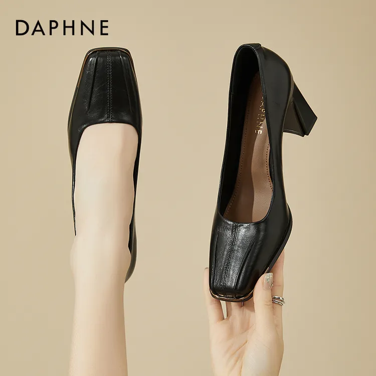 达芙妮黑色高跟鞋女2025新款爆款女鞋软底不累脚春秋单鞋方头皮鞋