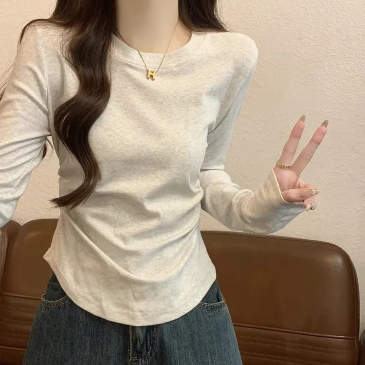 纯色正肩圆领t恤女长袖秋收腰设计感褶皱短款上衣修身显瘦打底衫