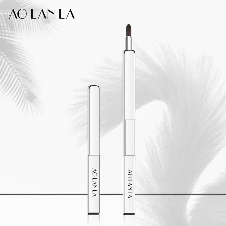 AOLANLA可伸缩便携唇刷小头口红刷唇膏刷纳米纤维毛化妆刷带盖
