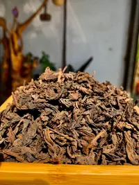 广西梧州六堡茶（八十年代参香）罐装