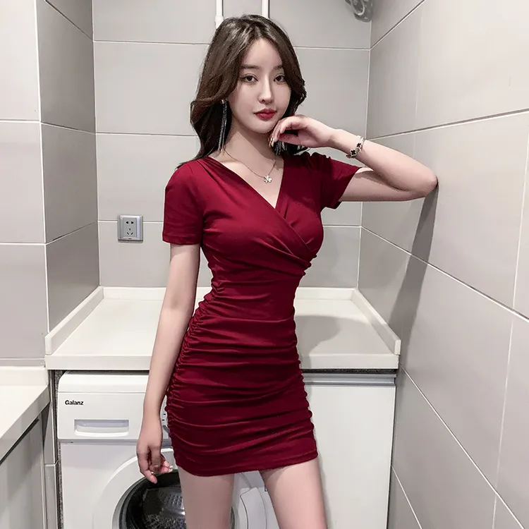 超显身材性感连衣裙女夏褶皱遮肚紧身包臀裙交叉V领修身显瘦裙子