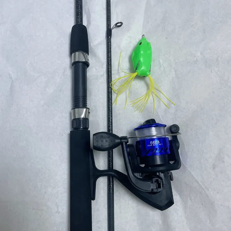 新手直柄路亚钓鱼套装钓黑鱼鲶鱼鲈鱼翘嘴军鱼等钓竿