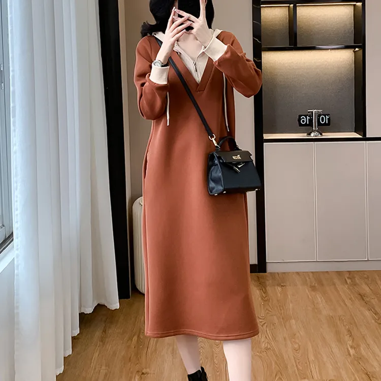 撞色拼接加绒卫衣连衣裙女秋冬季新款大码宽松气质高级感过膝长裙