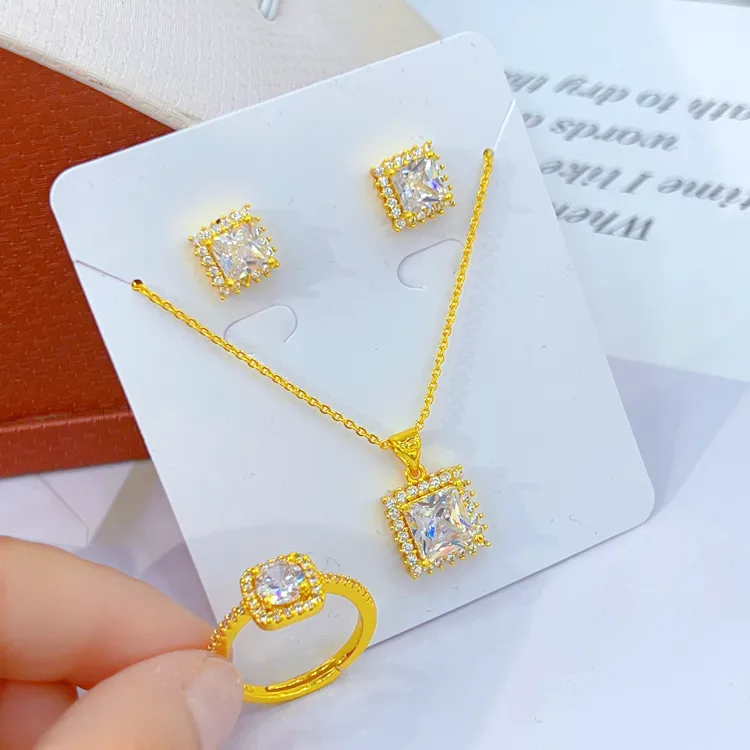 钛钢吊坠 新款时尚nazuk 三件套 نازۇك يۈرۈشۈك 气质...轻奢百搭.