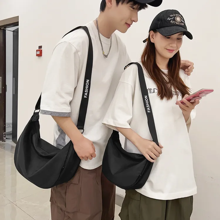 饺子包运动简约轻便时尚潮流新款百搭单肩包斜跨包休闲情侣学生包