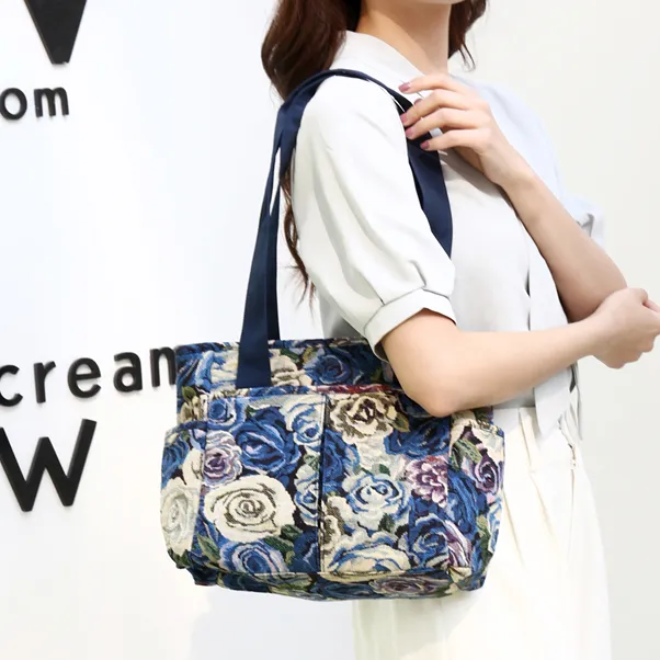 单肩包时尚百搭女士民族风妈妈包休闲包印花旅游包中老年轻便大包