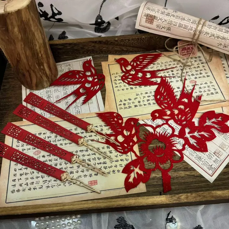 前尘梦汉服配饰古风剪纸窗花系列红色毛粘材质