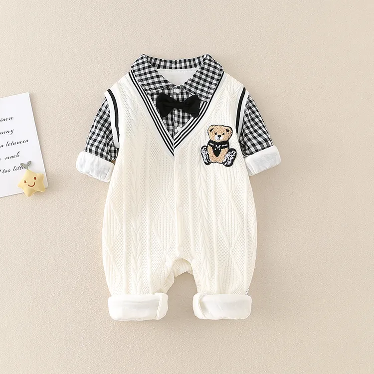 婴儿衣服男宝宝连体衣新生儿哈衣2025秋装新款外出服百天满月爬服