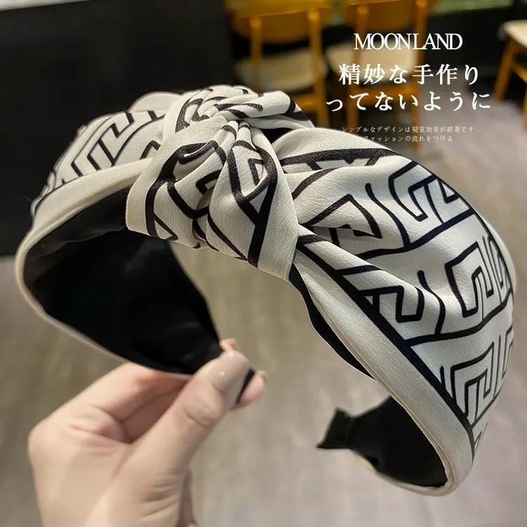 法式复古字母打结发箍女高级感缎面发卡高颅顶显脸小发捆百搭头箍