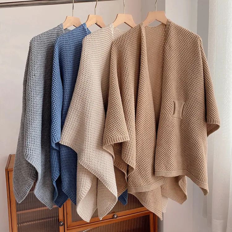针织披肩秋冬季外搭保暖护颈仿羊绒围巾女加厚办公室搭肩斗篷百搭