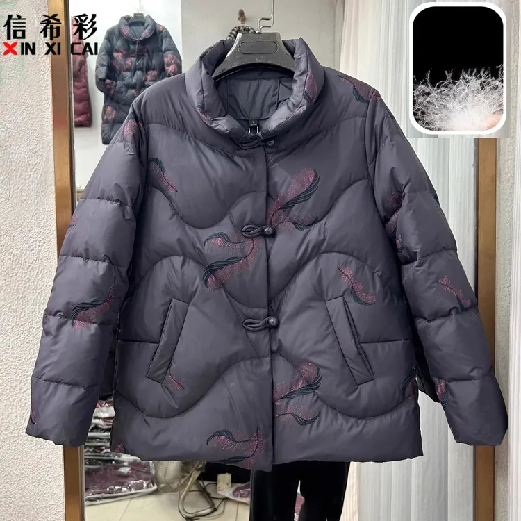 中老年女装妈妈冬季国风保暖羽绒服刺绣衣服奶奶冬装白鸭绒外套