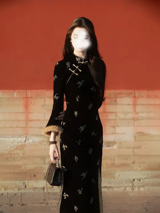 【雨墨】新中式改良超仙旗袍2025秋冬款温柔文艺复古风收腰连衣裙