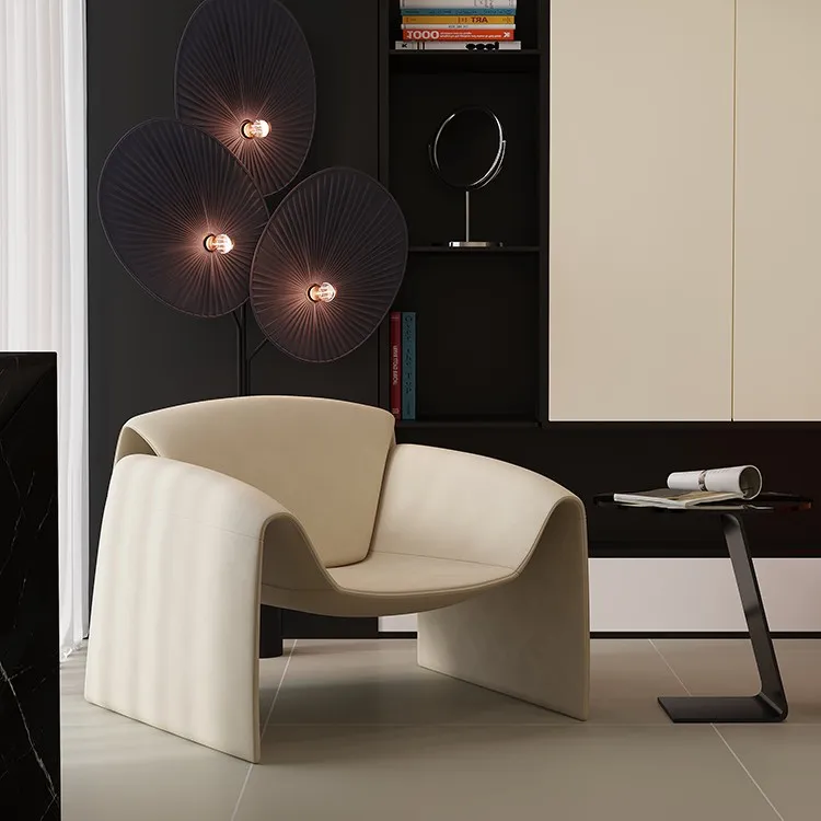 【新品】设计师创意螃蟹真皮沙发椅简约轻奢别墅客厅阳台休闲网红椅