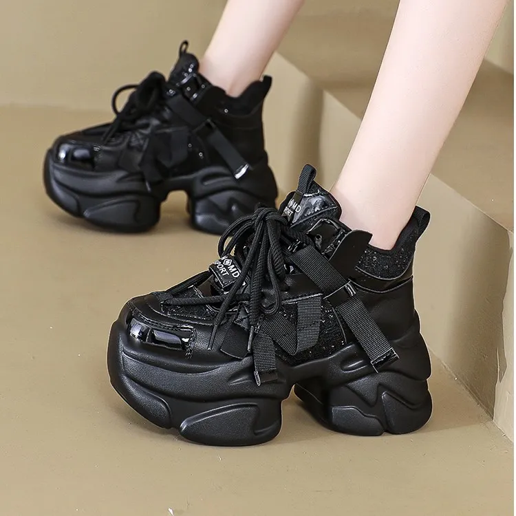 冬季加绒女鞋厚底老爹鞋女款2025新款秋冬季爆款增高女运动休闲鞋