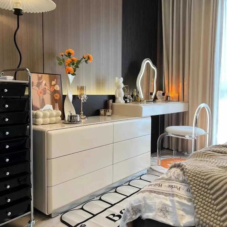 实木梳妆台卧室奶油风化妆桌现代简约主卧床尾斗柜妆台一体收纳柜