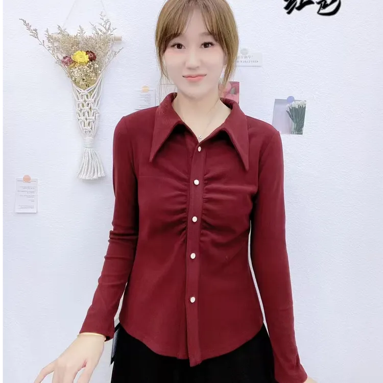 2024年秋冬款德绒加绒加厚加长衬衫领设计遮肉百搭气质女打底衫