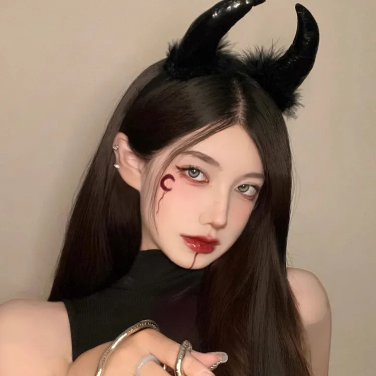 万圣节头饰恶魔角发箍女羽毛牛角装扮2023年新款发卡cos拍照头箍