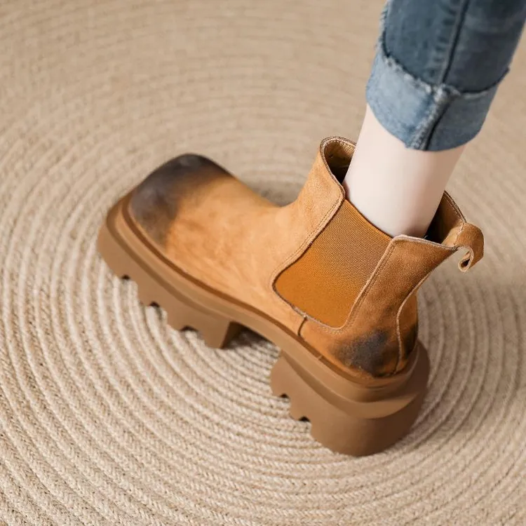 欧洲大头靴真皮厚底小公主增高舒适软底马丁靴2024秋季新款圆头