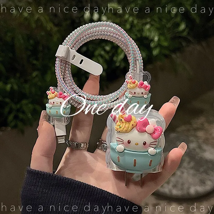 可爱数据线保护套20w适用苹果14手机快充iPhone13 12充电器15软壳