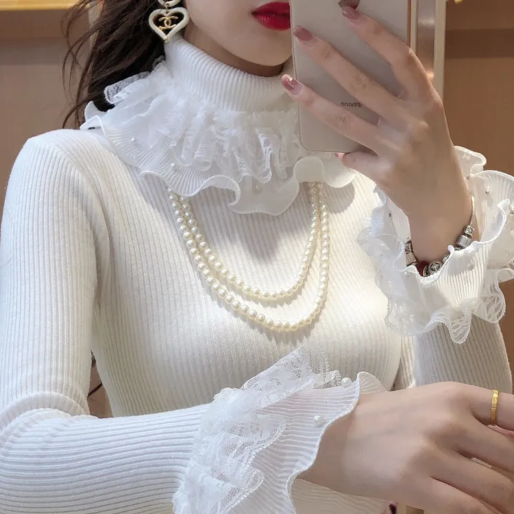 艾日秀甜美百搭钉珠蕾丝花边喇叭袖高领打底针织衫 S5237