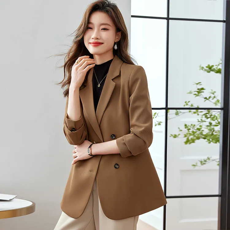 粉色西装外套女2023年春装新款韩版高级感休闲小个子春秋黑色西服