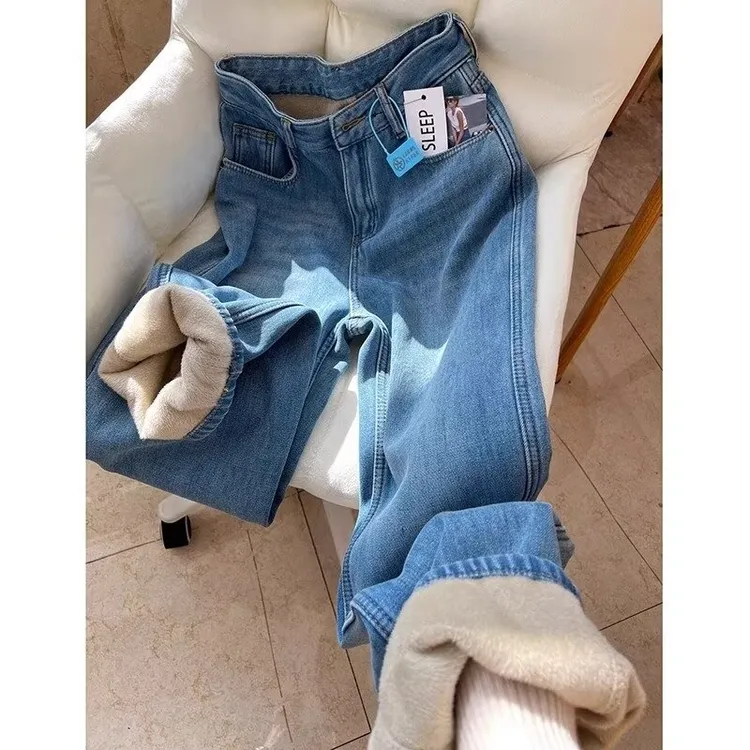 2025年冬季加绒加厚直筒牛仔裤女大码胖mm高腰宽松显瘦窄版阔腿裤