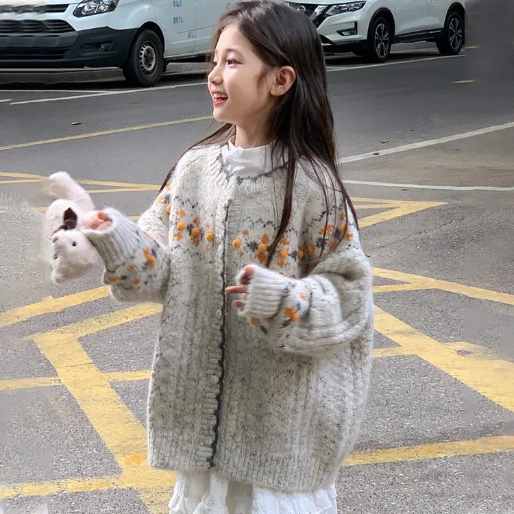 女童复古针织开衫女宝宝秋冬季新款洋气加厚软糯针织毛衣上衣外套