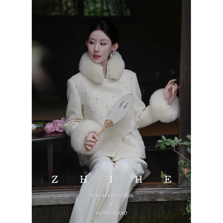 至禾Wonderland【卷珠帘】静奢羊毛新中式串珠绣狐狸毛领羽绒服