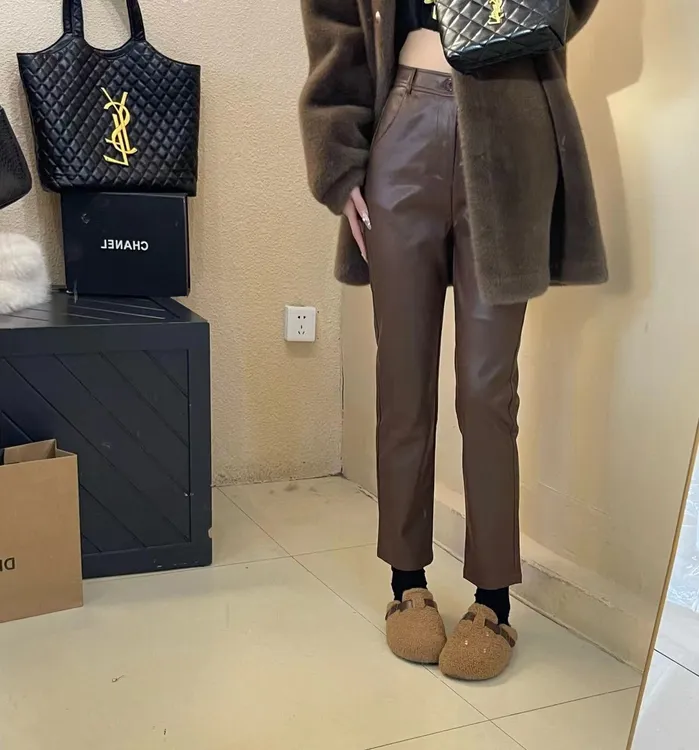 秋季新款设计感小众复古皮休闲裤直筒高腰显瘦百搭九分洋气