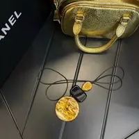 非金属亚克力吊坠 设计感小众轻奢项链吊坠气质复古经典中古时尚