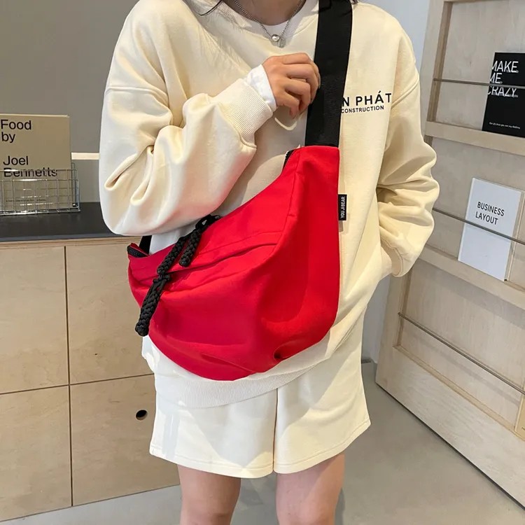 2025新款时尚休闲百搭运动简约潮流日系轻便单肩斜跨轻便肩包236