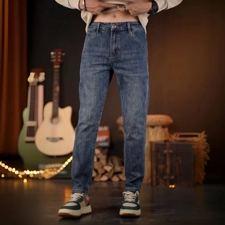 牛仔裤男款2025秋冬新款修身直筒休闲百搭裤子男士高档九分牛仔裤