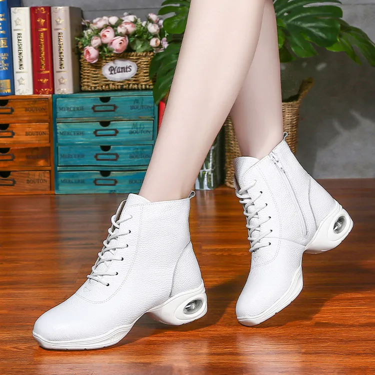 特丝丽她气垫底冬季广场舞跳舞鞋水兵舞蹈鞋软底中跟妈妈鞋短靴