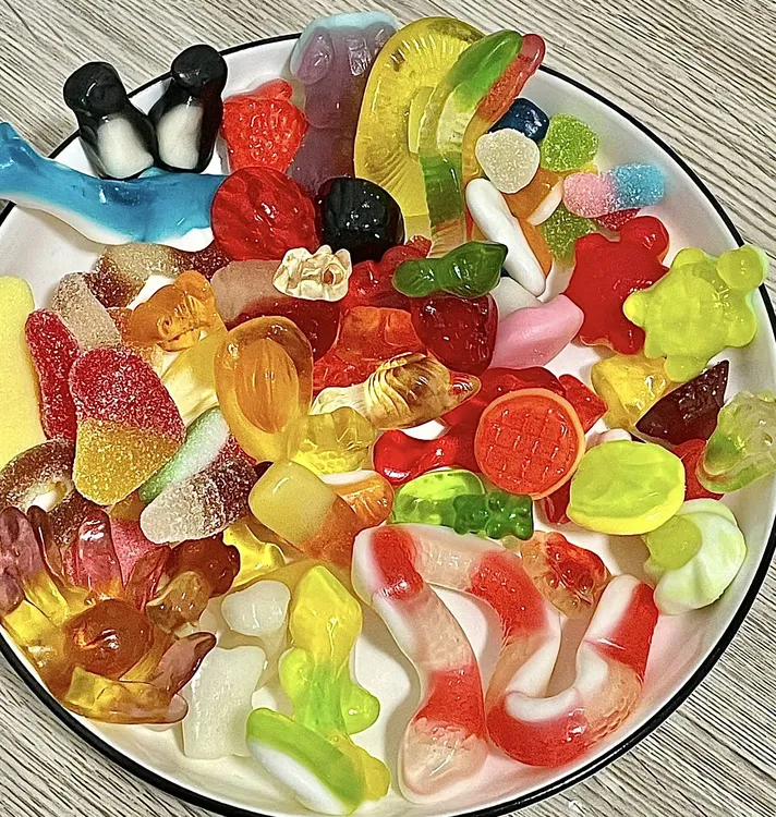 软糖批发QQ糖果汁软糖爆浆剥皮软糖