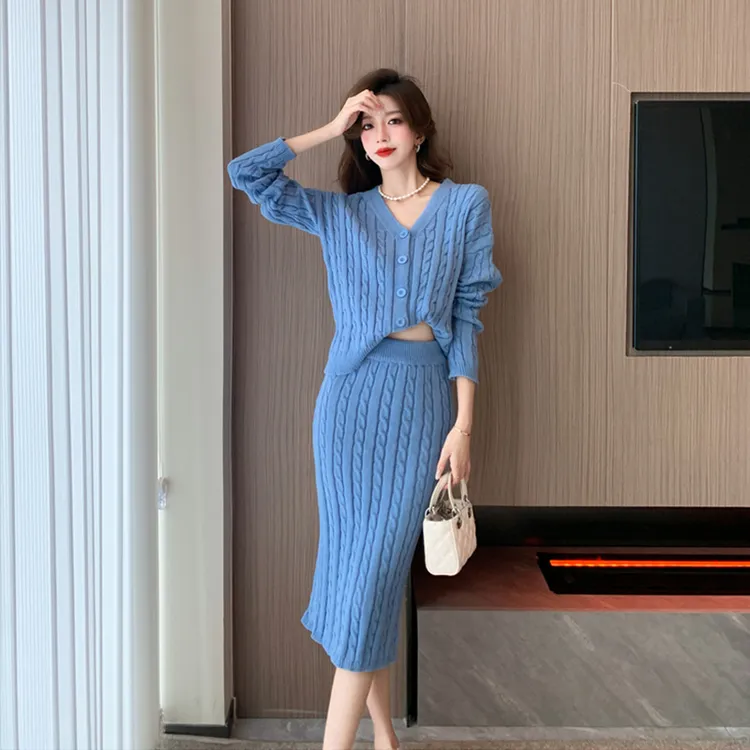 半身裙女两件套秋冬2024新款V领麻花纹针织开衫毛衣高腰包臀裙子