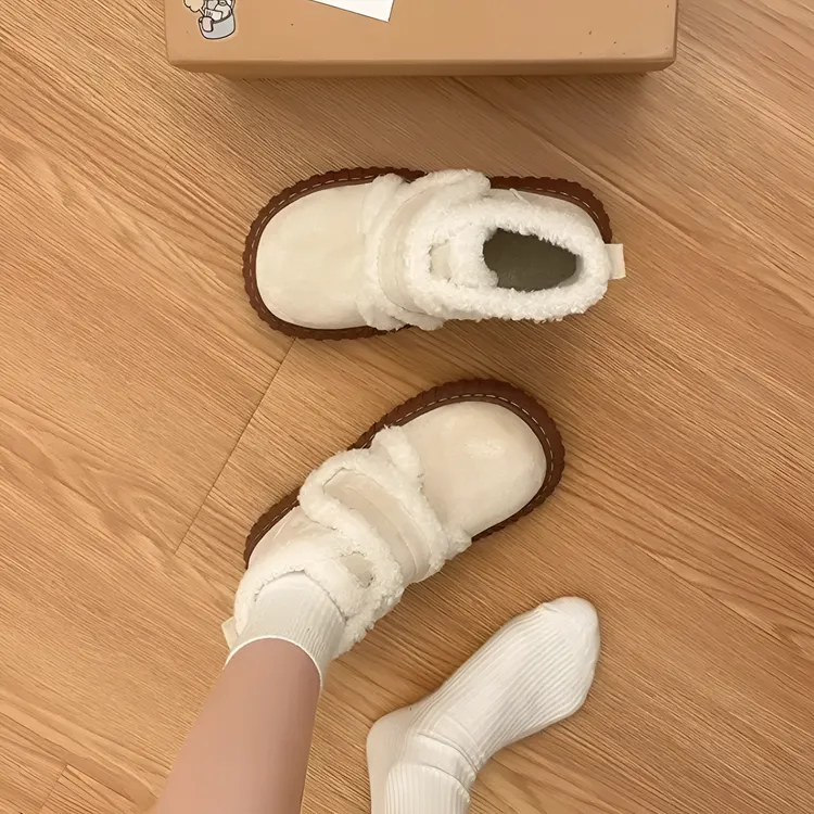 白色保暖厚底短筒雪地靴女冬季外穿2024新款网红加绒加厚防滑棉鞋