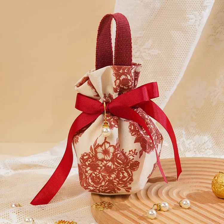 喜糖袋新款高级伴手礼订婚喜宴专用婚礼礼盒空盒中式布袋子包装袋
