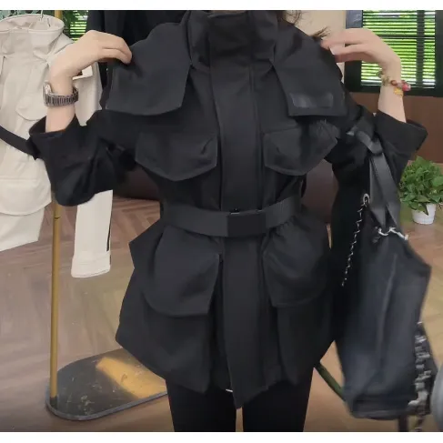 幂幂高版本时尚外套冲锋衣2025秋新款又酷又飒连帽款收腰复古外套