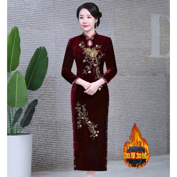 加绒加厚丝绒旗袍改良2025秋冬新款 复古钉珠旗袍连衣裙大码女装