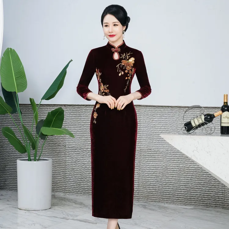 2025秋装新款改良显瘦气质丝绒旗袍女长款气质喜婆婆高档婚敬酒服