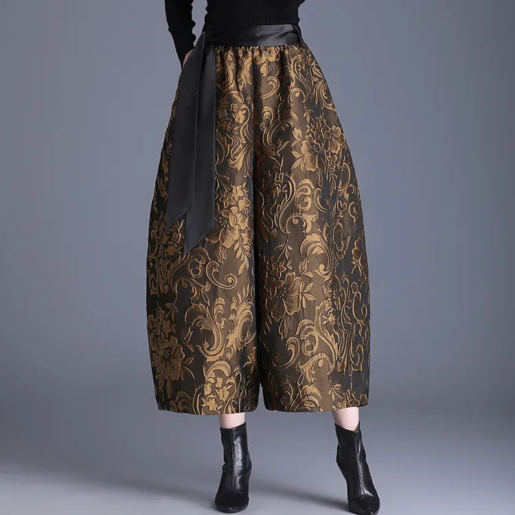 高档浮雕提花茧型阔腿裤女秋冬新款加绒大码九分灯笼裤休闲靴裤