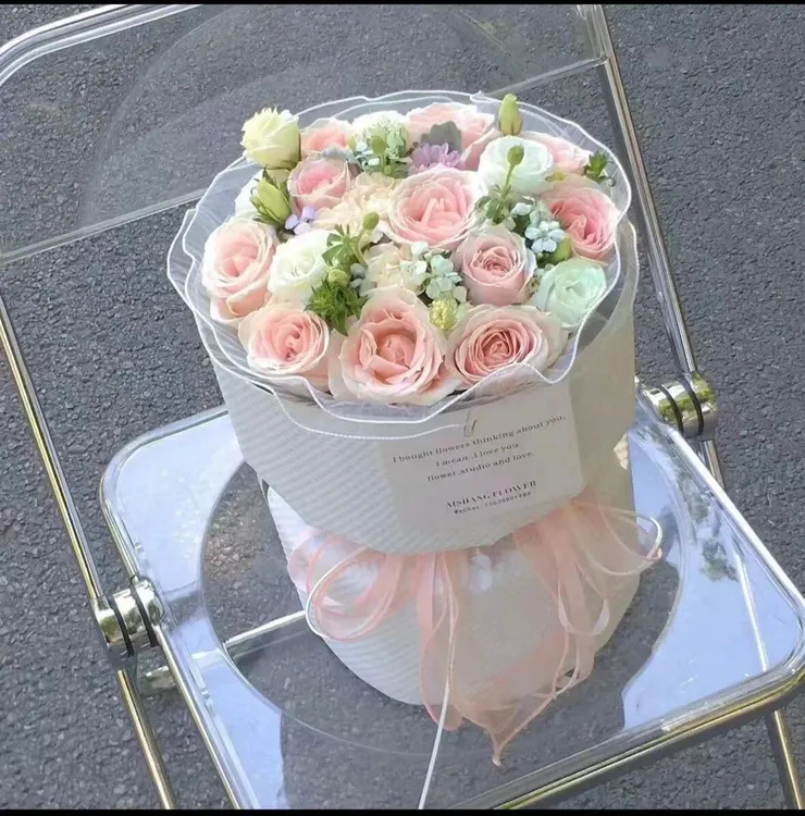 『11朵粉玫瑰小香风花束】鲜花速递送闺蜜女友生日礼物全国同城配送
